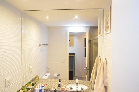 Apartamento à venda com 100m², 2 quartos e 1 vagaBanheiro Social