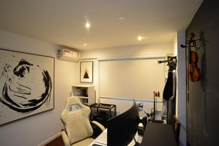 Apartamento à venda com 100m², 2 quartos e 1 vagaEscritório