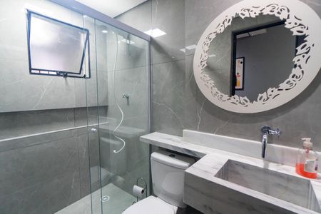 Banheiro de kitnet/studio para alugar com 1 quarto, 30m² em Parque Jabaquara, São Paulo