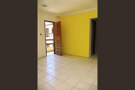 Sala de casa para alugar com 2 quartos, 60m² em Itapuã, Salvador