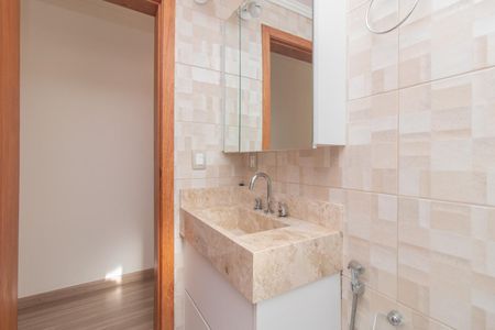 Apartamento para alugar com 69m², 2 quartos e sem vagaBanheiro