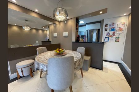 Apartamento à venda com 60m², 2 quartos e 1 vaga Apartamento à venda com 60m², 2 quartos e 1 vagaSala