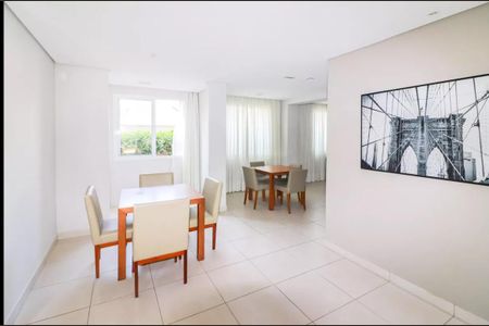 Apartamento à venda com 60m², 2 quartos e 1 vaga Apartamento à venda com 60m², 2 quartos e 1 vagaÁrea comum - Salão de festas