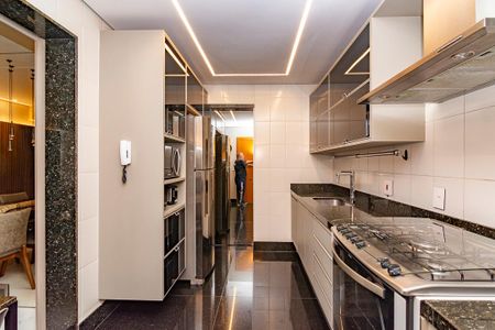 Apartamento para alugar com 92m², 3 quartos e 2 vagasCozinha