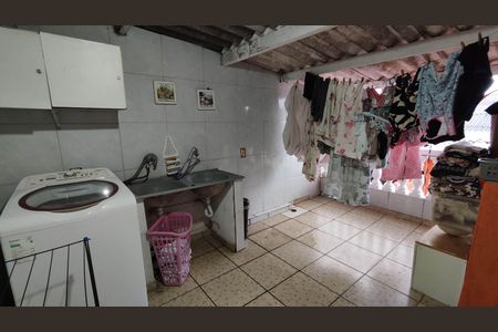 Casa à venda com 110m², 4 quartos e 2 vagasÁrea de Serviço