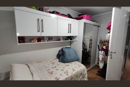 Casa à venda com 110m², 4 quartos e 2 vagasQuarto 2