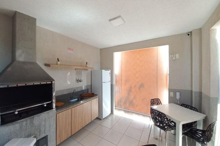 Apartamento à venda com 46m², 2 quartos e 1 vaga Apartamento à venda com 46m², 2 quartos e 1 vagaÁrea comum - Churrasqueira