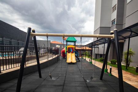 Apartamento para alugar com 50m², 2 quartos e 1 vagaÁrea comum - Playground