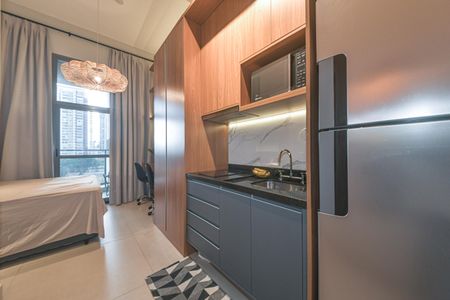 Cozinha de kitnet/studio à venda com 1 quarto, 24m² em Jardim das Acacias, São Paulo