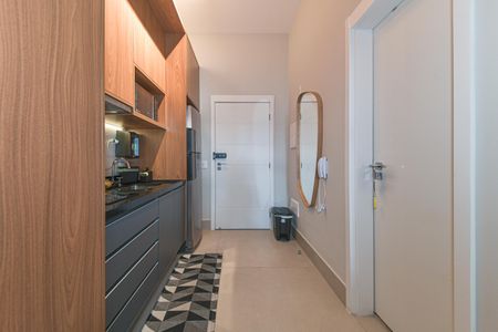 Cozinha de kitnet/studio à venda com 1 quarto, 24m² em Jardim das Acacias, São Paulo