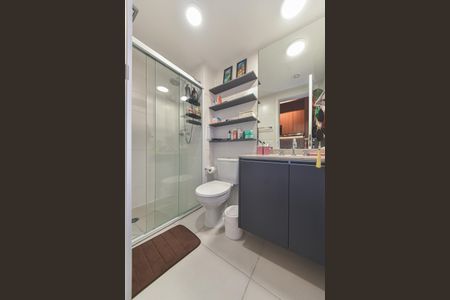 Banheiro de kitnet/studio à venda com 1 quarto, 24m² em Jardim das Acacias, São Paulo