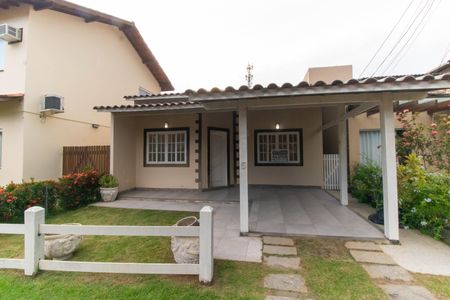 Casa de condomínio para alugar com 189m², 3 quartos e 3 vagasFachada