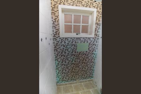 Casa de condomínio para alugar com 189m², 3 quartos e 3 vagasBanheiro Social