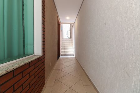 Casa para alugar com 156m², 3 quartos e 3 vagasCorredor de Acesso 