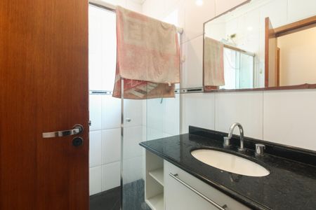 Casa para alugar com 156m², 3 quartos e 3 vagasBanheiro Social 