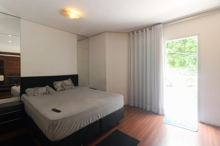 Casa para alugar com 156m², 3 quartos e 3 vagasSuíte 