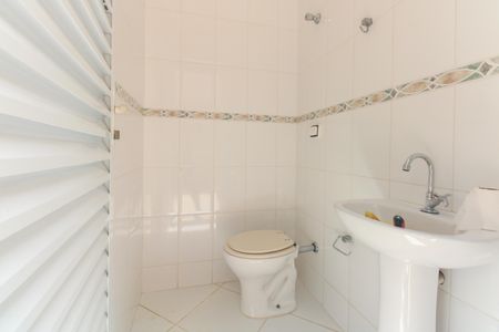 Casa para alugar com 156m², 3 quartos e 3 vagasÁrea de Serviço - Banheiro de Serviço 