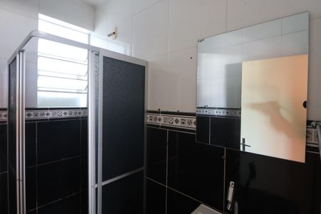 Apartamento à venda com 65m², 2 quartos e sem vagaBanheiro