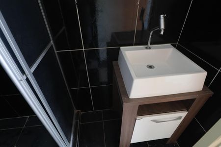 Apartamento à venda com 65m², 2 quartos e sem vagaBanheiro