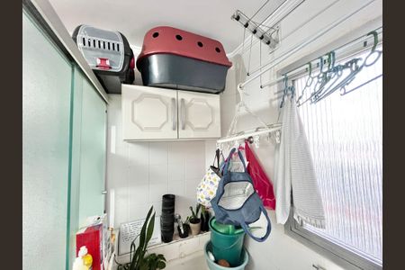 Apartamento à venda com 60m², 2 quartos e 1 vaga Apartamento à venda com 60m², 2 quartos e 1 vagaÁrea de Serviço