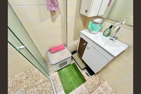 Apartamento à venda com 60m², 2 quartos e 1 vaga Apartamento à venda com 60m², 2 quartos e 1 vagaBanheiro