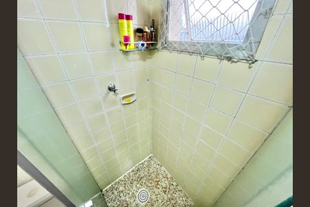 Apartamento à venda com 60m², 2 quartos e 1 vaga Apartamento à venda com 60m², 2 quartos e 1 vagaBanheiro