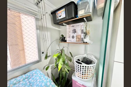 Apartamento à venda com 60m², 2 quartos e 1 vaga Apartamento à venda com 60m², 2 quartos e 1 vagaÁrea de Serviço