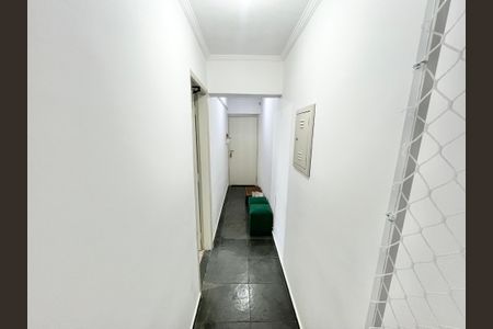 Apartamento à venda com 60m², 2 quartos e 1 vaga Apartamento à venda com 60m², 2 quartos e 1 vagaCorredor