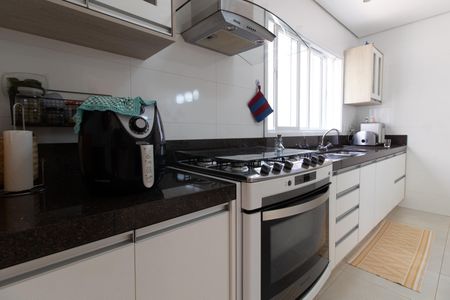 Casa de condomínio à venda com 414m², 3 quartos e 4 vagasCOZINHA