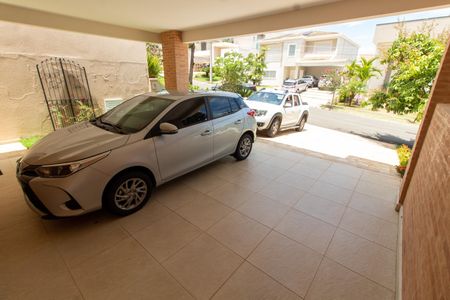 Casa de condomínio à venda com 414m², 3 quartos e 4 vagasGARAGEM