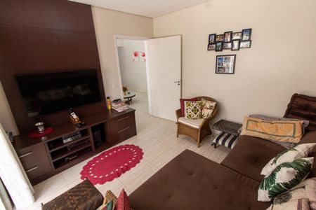 Casa de condomínio à venda com 414m², 3 quartos e 4 vagasSALA  DE TV