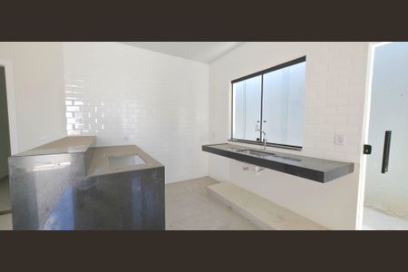 Casa à venda com 2 quartos, 70m² em Jardim Imperial, Lagoa Santa