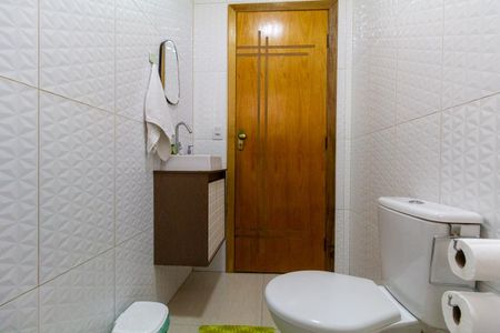 Casa à venda com 135m², 3 quartos e 2 vagas Casa à venda com 135m², 3 quartos e 2 vagasBanheiro 1