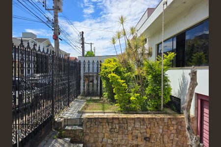 Casa à venda com 350m², 4 quartos e 8 vagasArea externa 