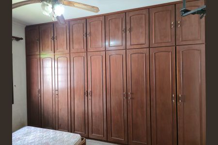 Casa à venda com 350m², 4 quartos e 8 vagasSuíte 01