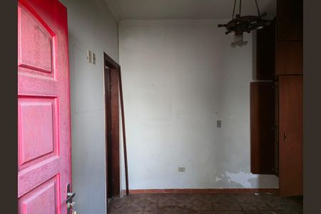 Casa à venda com 350m², 4 quartos e 8 vagasQuarto de Serviço