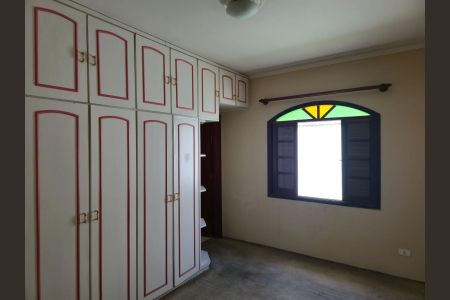 Casa à venda com 350m², 4 quartos e 8 vagasSuíte 02