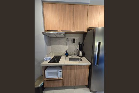 Cozinha de kitnet/studio para alugar com 1 quarto, 25m² em Butantã, São Paulo