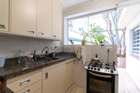 Casa à venda com 255m², 3 quartos e 2 vagas Casa à venda com 255m², 3 quartos e 2 vagasCozinha