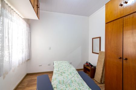 Casa à venda com 255m², 3 quartos e 2 vagas Casa à venda com 255m², 3 quartos e 2 vagasEdícula - Quarto