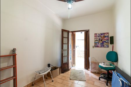 Casa à venda com 255m², 3 quartos e 2 vagas Casa à venda com 255m², 3 quartos e 2 vagasQuarto 2