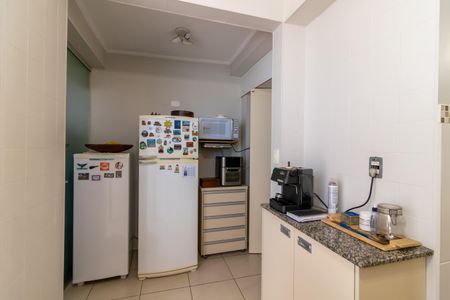 Casa à venda com 255m², 3 quartos e 2 vagas Casa à venda com 255m², 3 quartos e 2 vagasCozinha