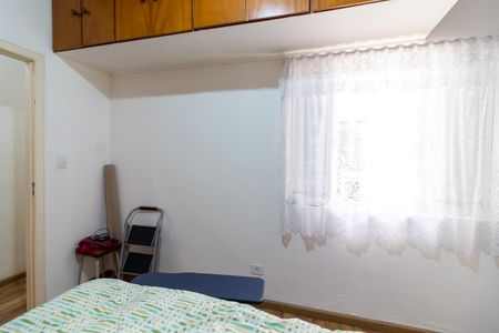 Casa à venda com 255m², 3 quartos e 2 vagas Casa à venda com 255m², 3 quartos e 2 vagasEdícula - Quarto