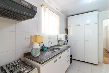 Casa à venda com 255m², 3 quartos e 2 vagas Casa à venda com 255m², 3 quartos e 2 vagasEdícula - Cozinha