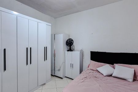 Casa à venda com 137m², 4 quartos e 2 vagasQuarto 5 - Suíte