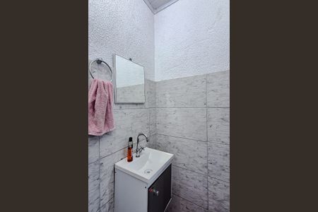 Casa à venda com 137m², 4 quartos e 2 vagasBanheiro da Suíte