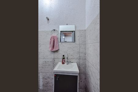 Casa à venda com 137m², 4 quartos e 2 vagasBanheiro da Suíte