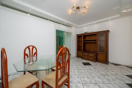 Sala de kitnet/studio para alugar com 1 quarto, 50m² em Conjunto Residencial Jardim Canaa, São Paulo