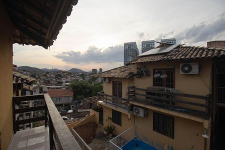 Quarto 1 de casa de condomínio para alugar com 2 quartos, 80m² em Colubandê, São Gonçalo