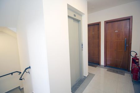 Apartamento para alugar com 89m², 2 quartos e 1 vagaElevador